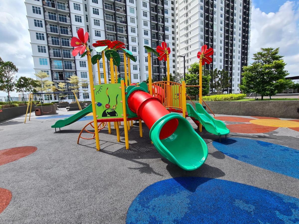 Eid SKS Habitat -Free Wifi Netflix, Larkin, Johor Bahru Apartment Luaran gambar